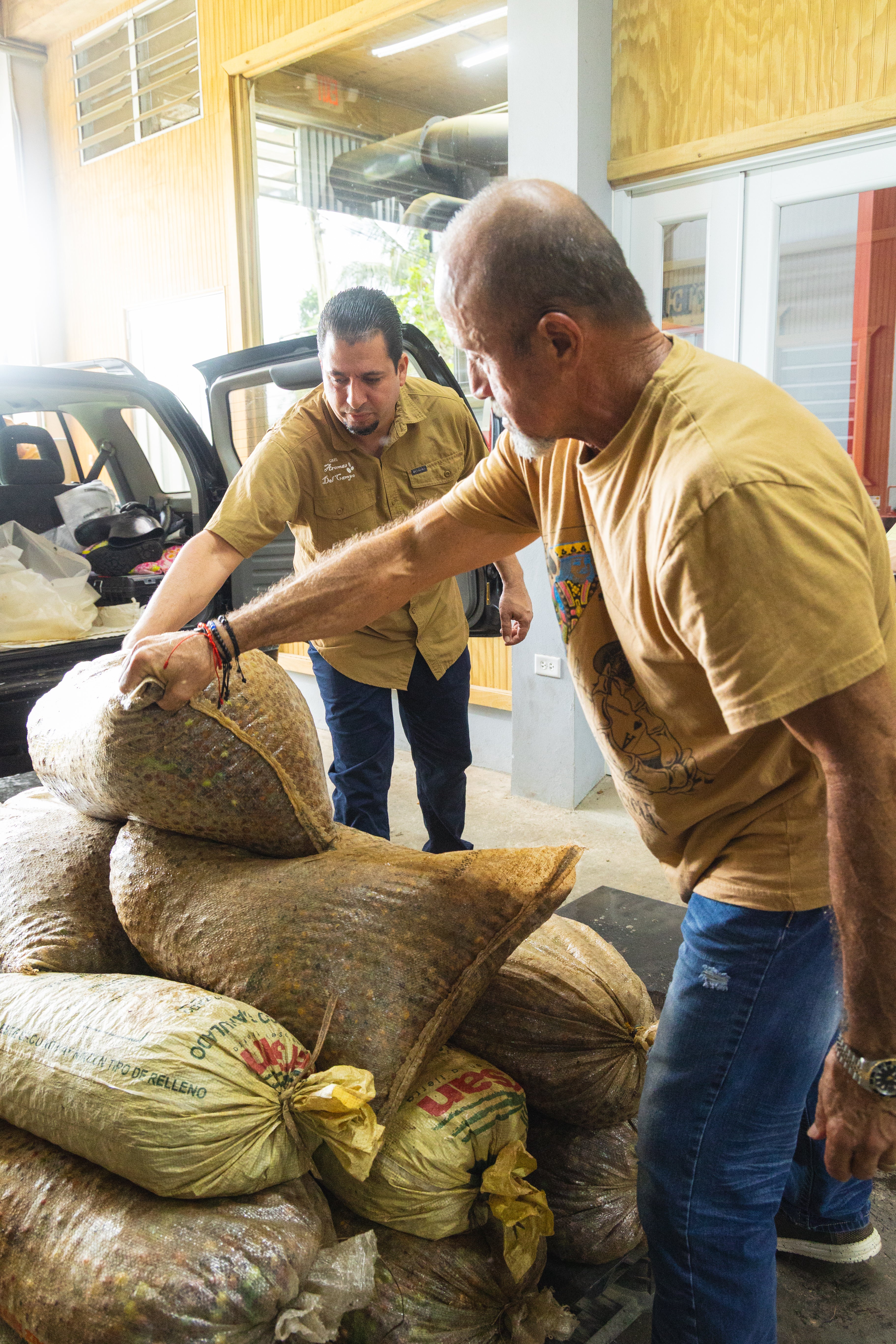 The Coffee of the Month / Café del mes Subscription